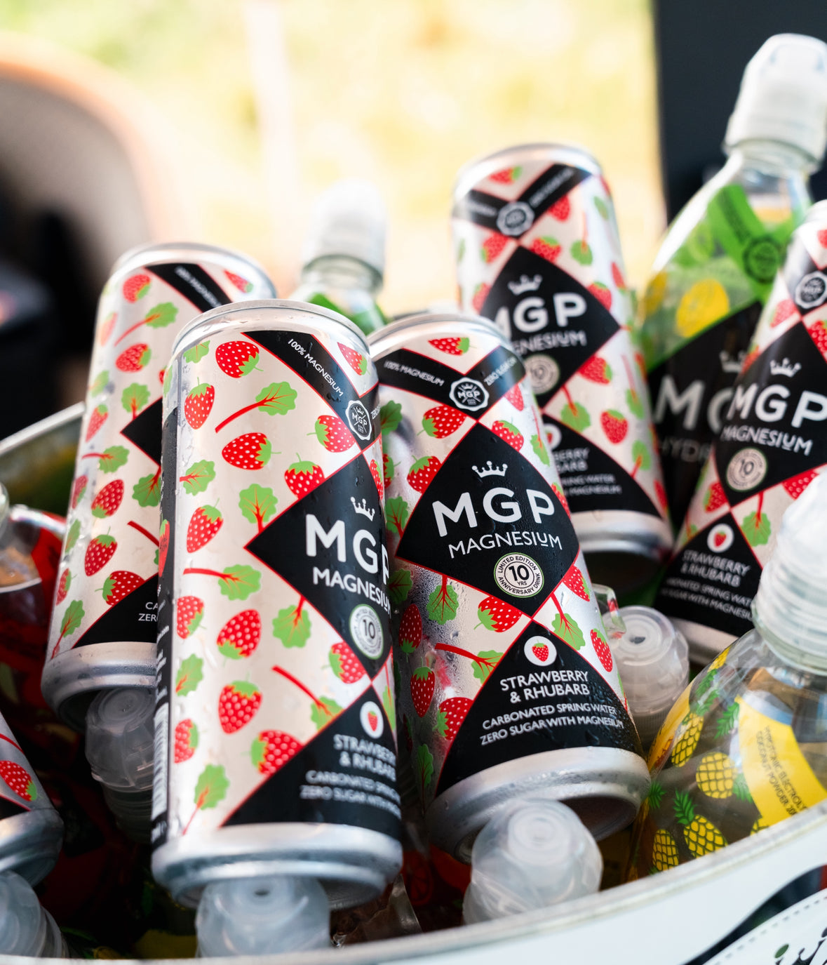 NEW! MGP Strawberry & Rhubarb Sparkling Spring Water with Magnesium (24 drinks, £1.83 per can)