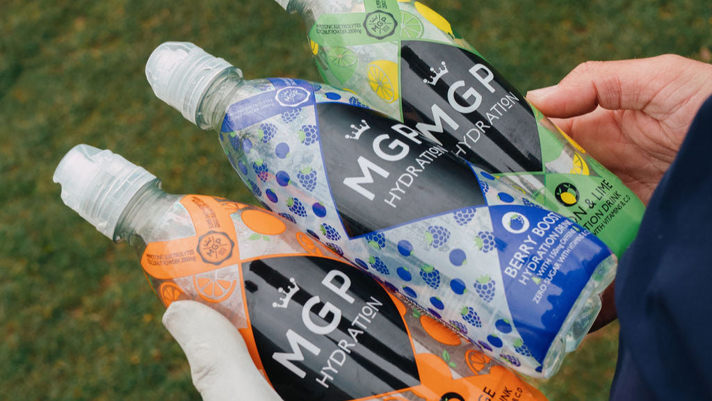 Golf Hydration 101: Electrolyte Drinks That Improve Performance
